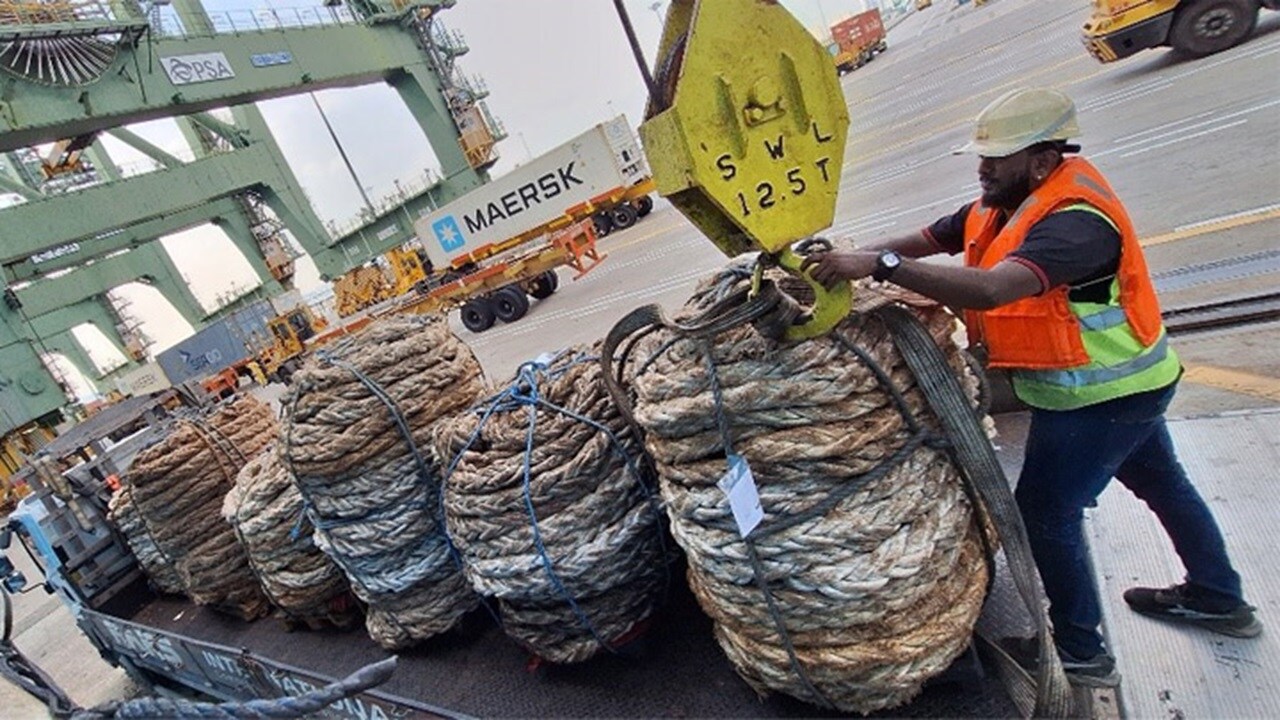 Mooring ropes