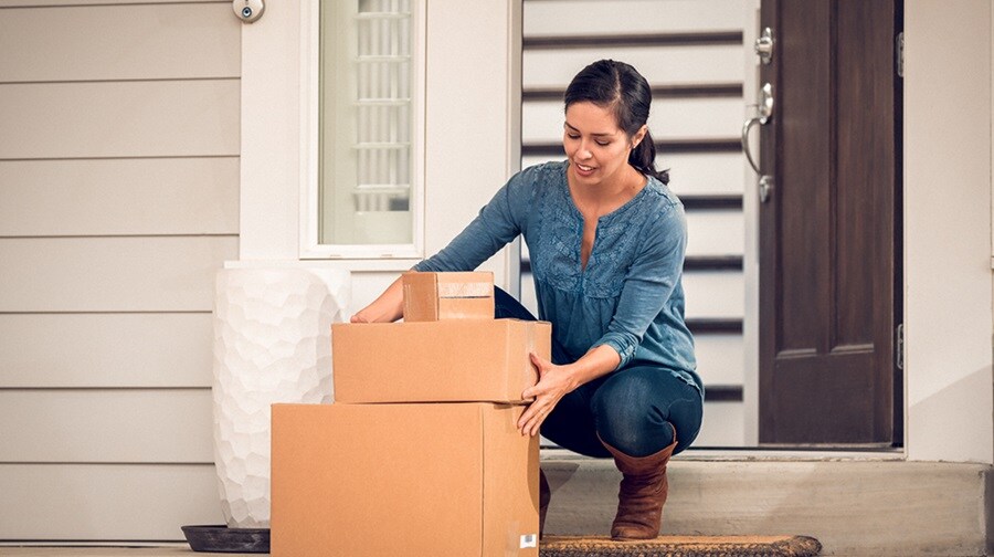 lady with box