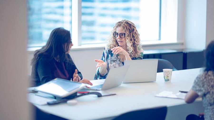 Maersk Customs Consultants analysing latest customs regulation across Europe.