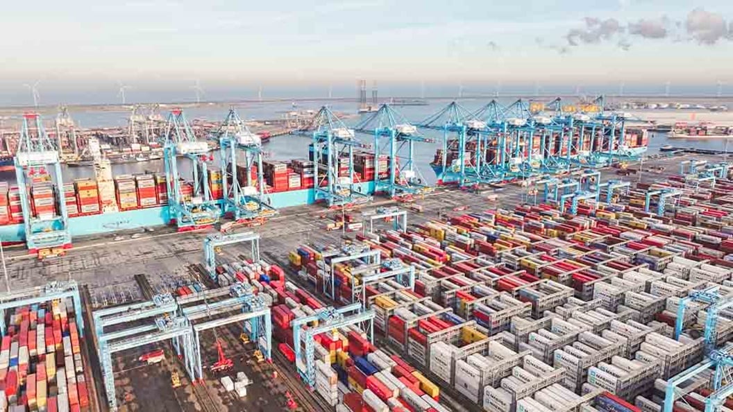 Birds-eye view of the APM Terminal Maaslvakte II in Rotterdam.