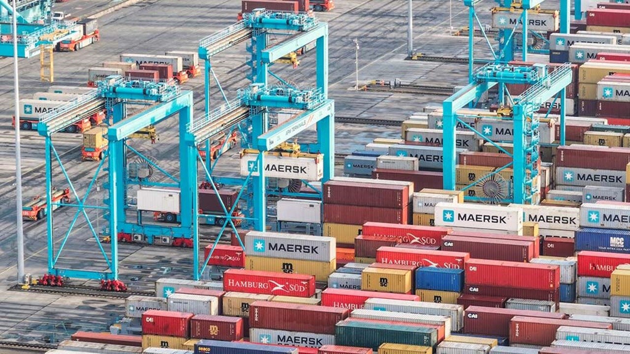 Apm terminal rotterdam images by frank vanveel